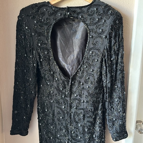 Vintage JOAN LESLIE Beaded Open Back Long Sleeve Dress - Picture 7 of 11